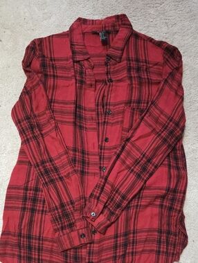 Forever 21 Red and Black Plaid Button-Down Shirt